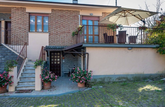 Angenehme Wohnung für 5 Personen mit W-LAN, Klimaanlage, TV, Terrasse und Parkplatz