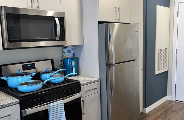 Beautiful 1 bedroom apartment in the heart of yonkers.