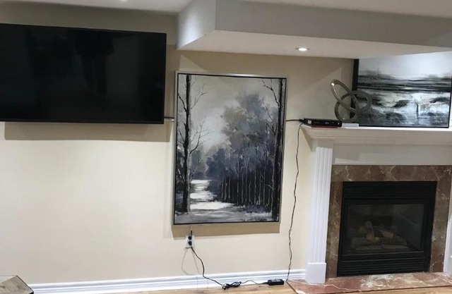 Beautiful 1 bedroom lower level apartment