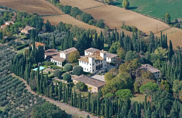 Exquisite toskanische Medici-Villa aus dem 17. Jahrhundert