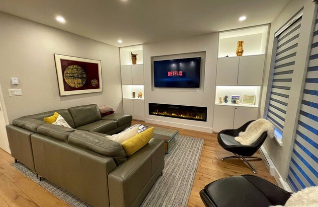 Beautiful 2 Bed/2 Bath condo on the Golf Course