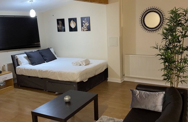 Apartment-Eigenes Badezimmer-Balkon
