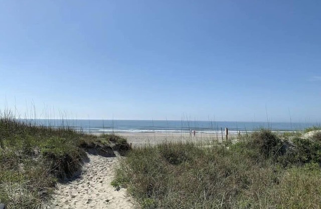 Beautiful 2 Bedroom Tennis Villa in Ocean Creek