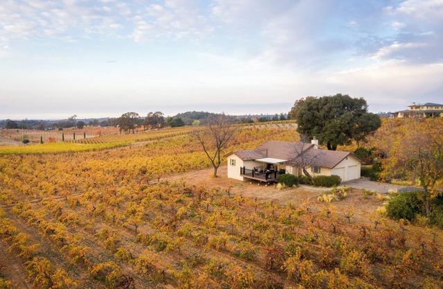 Beautiful 2 bedroom 2 bath Vineyard house located in a vineyard on 40 acres