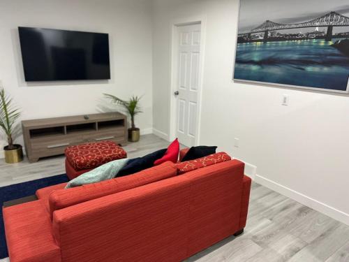Beautiful 2 bedroom home away from home