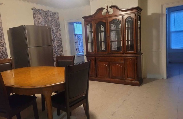 Beautiful 2 bedroom apartment in prime location of Bridgeport Connecticut