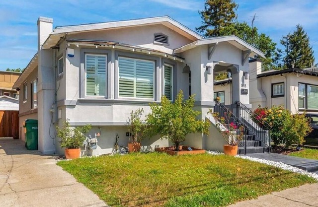 Beautiful 2 Br. Single family (364390) by Houzlet
