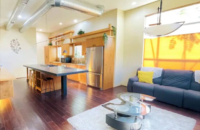 Beautiful 2Br/2Ba in Sacramento Midtown