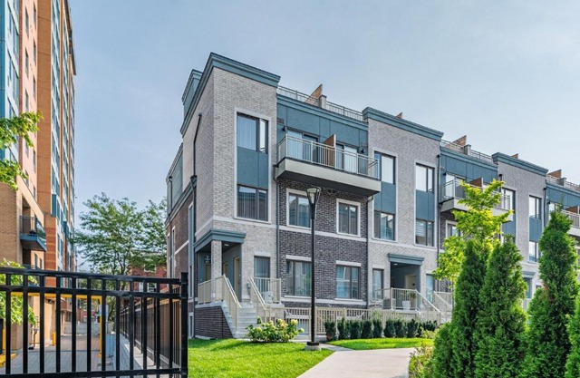 Beautiful 2BR 2WR Condo