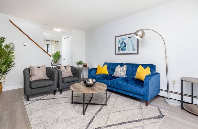 Beautiful 3 Bedroom Condo in Hartford!
