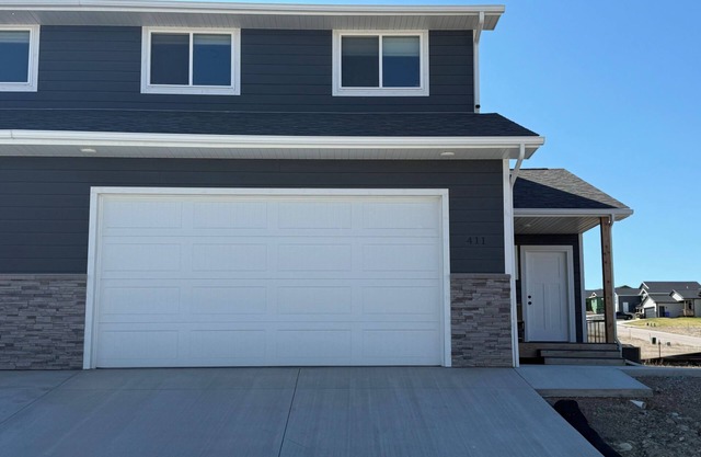 Beautiful, 3 bedroom home in convenient location.