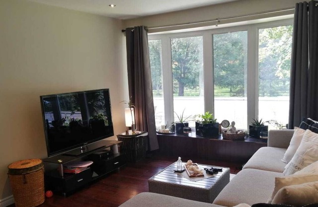 Beautiful 3 Bedrooms 2 Baths