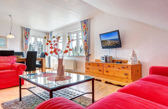 Schöne 3 Zimmer Ferienwohnung in Standnähe!!