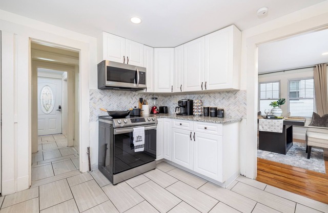 Beautiful 3BR, Rare Find, Clean & Guest Favorite