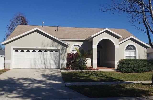 Beautiful 4/3 Pool Home FREE Spa Heat