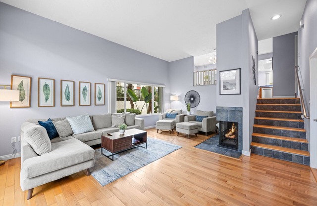 Beautiful 4 Bedroom 2 King 2 Queen Beds, Community Pool and Tennis!