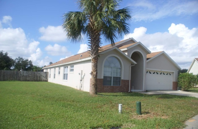 Wunderschöne Villa mit 5 Schlafzimmern und 4 Bädern - privater Pool und Spa in der Nähe von Disney!