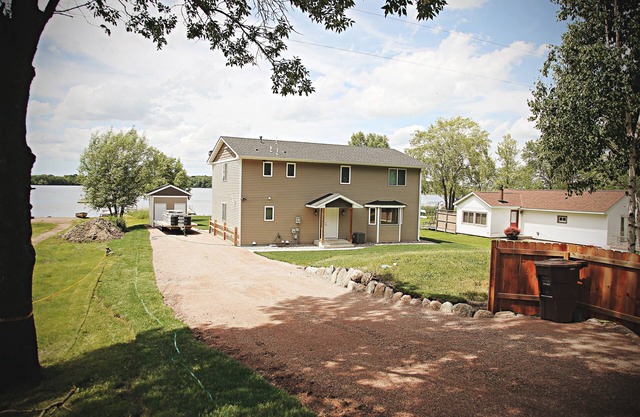 Schöne 5 Schlafzimmer, 3 Bäder Lake Home