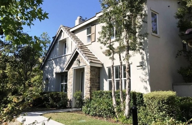 Beautiful 5 Br. Single family (24301) by Houzlet