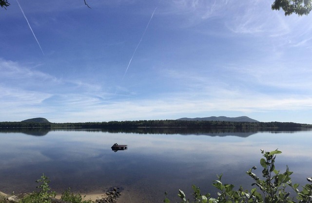 Beautiful 6 bedroom cabin on 1100 acre lake in Fryeburg Maine