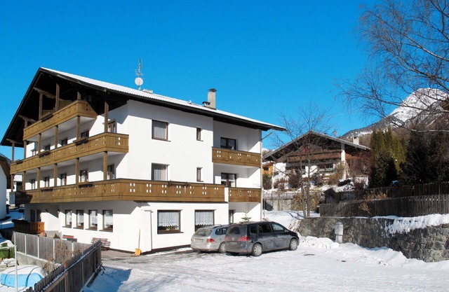 Gemütliche Wohnung für 6 Leute mit W-LAN, TV, Balkon, Haustiere erlaubt und Parkplatz