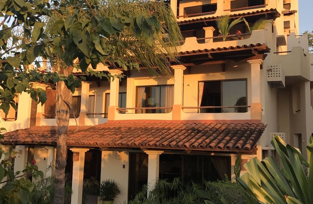 Zwei Schlafzimmer Beach Condo