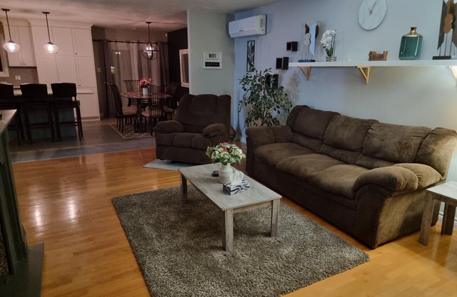 Beautiful and peaceful house all inclusive near Airport in Dieppe, New Brunswick