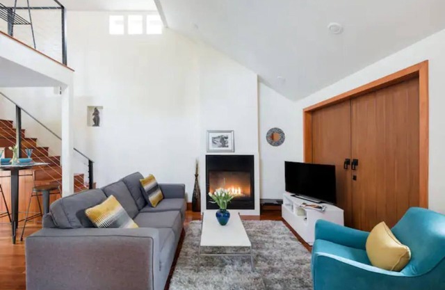 Beautiful and Private Modern Cottage Close to Silicon Valley
