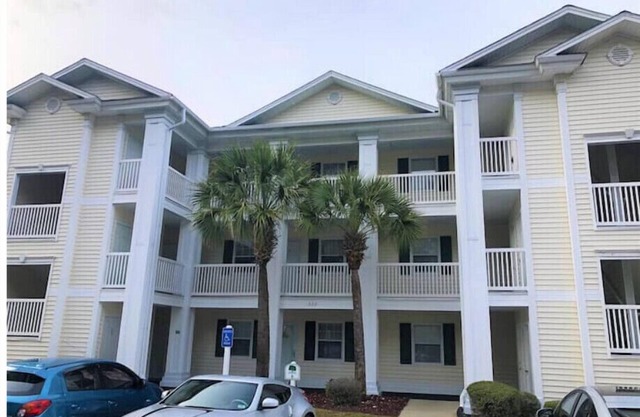 Beautiful and relaxing condo at River Oaks