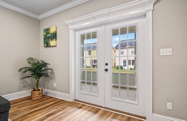 Beautiful and Spacious 3-bedroom townhome in Crawfordville