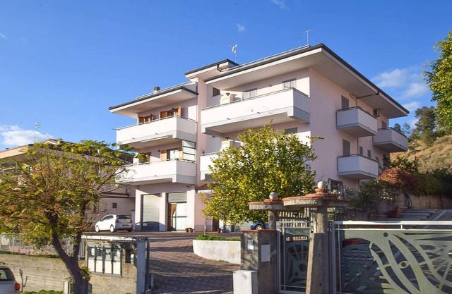 Schöne Wohnung in Badolato Marina