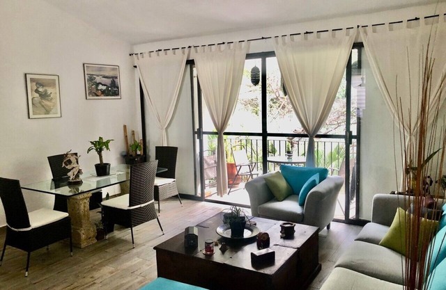 Beautiful apartment near the beach with pool