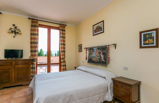 Herrliche Wohnung für 2 Gäste mit Pool, Klimaanlage, W-LAN, TV, Haustiere erlaubt und Parkplatz