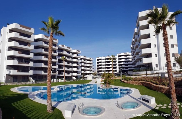 Beautiful apartment close to the sea