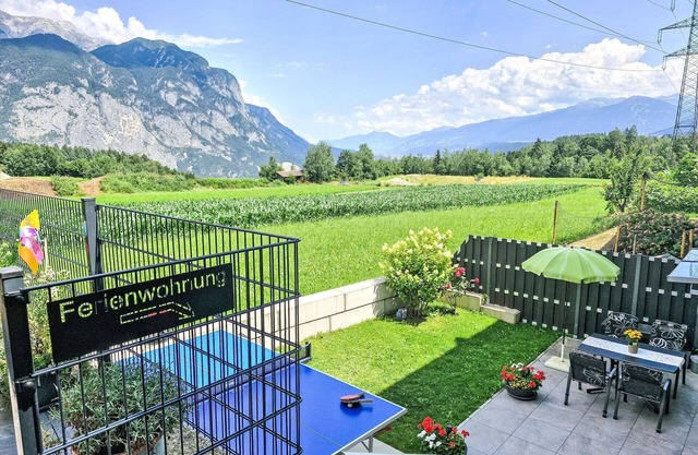 Schöne Wohnung für 4 Personen mit W-LAN, TV, Terrasse und Parkplatz