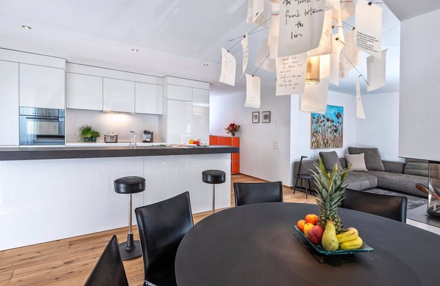 Herrliche Wohnung für 4 Gäste mit TV und Balkon