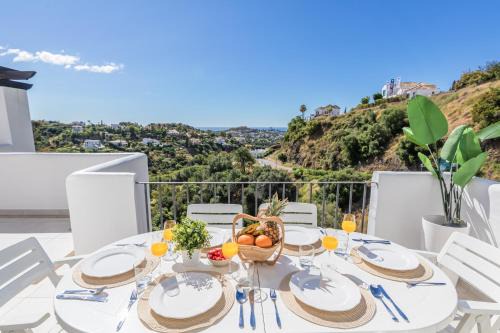 Beautiful Apartment Amazing Views and Pool