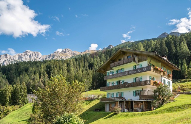 Schöne Wohnung "Appartamento Latemar" mit Bergblick, Seeblick