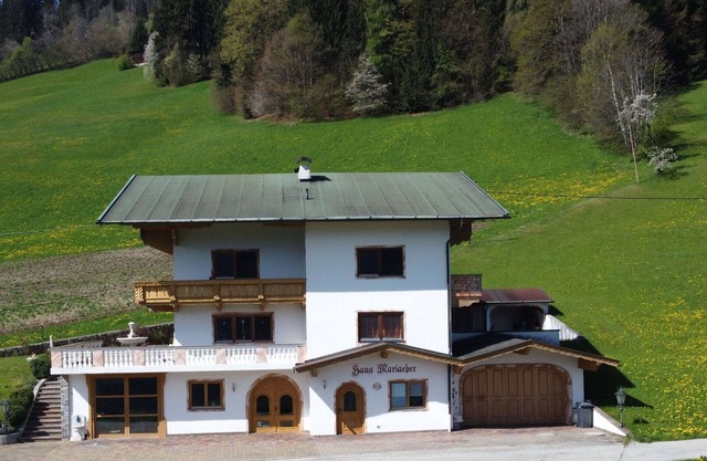 Herrliche Wohnung für 5 Gäste mit W-LAN, TV, Balkon und Parkplatz