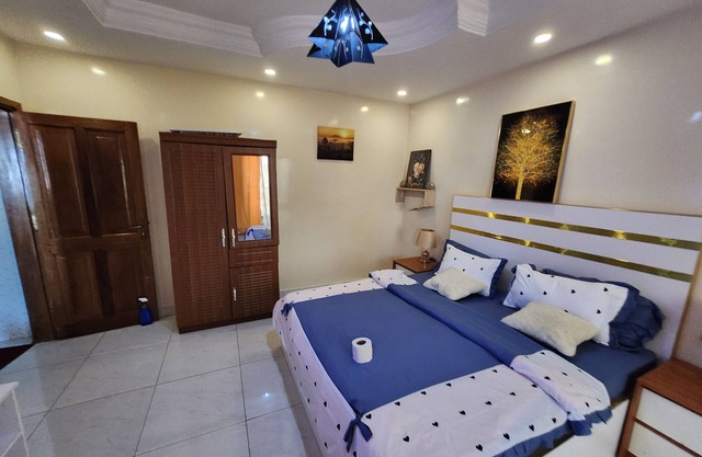 schöne wohnung bei den Almadies