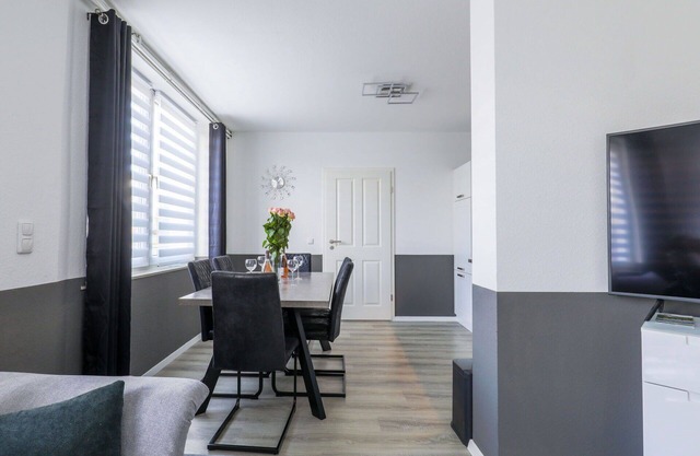 Herrliche Wohnung für 6 Leute mit W-LAN, TV, Terrasse und Parkplatz