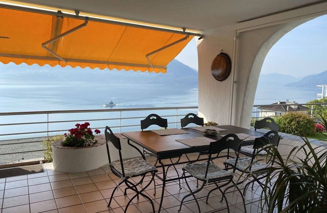 Gemütliche Wohnung für 5 Gäste mit W-LAN, Whirlpool, TV, Innenhof, Panoramablick und Parkplatz