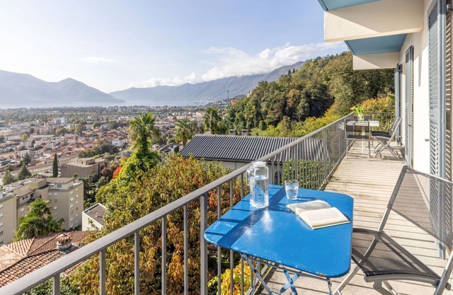 Angenehme Wohnung für 6 Leute mit W-LAN, Balkon und Parkplatz