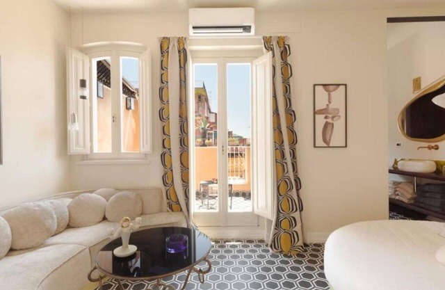 Angenehme Wohnung für 3 Personen mit Klimaanlage, W-LAN und Terrasse