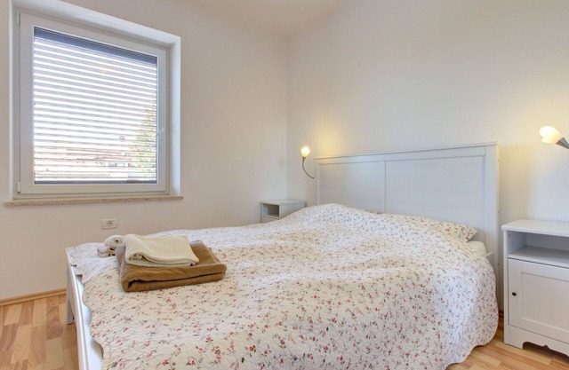 Wohnung mit Pool, Klimaanlage, W-LAN, Balkon, Haustiere erlaubt, Panoramablick, Parkplatz