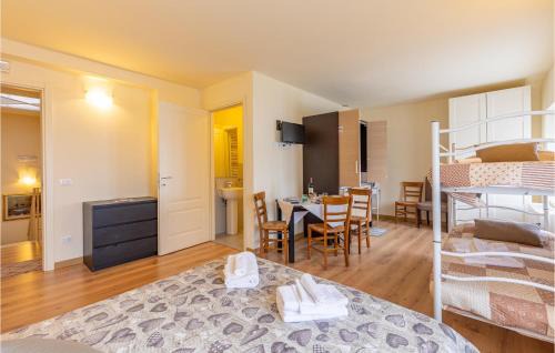 Beautiful Apartment In Avaglio