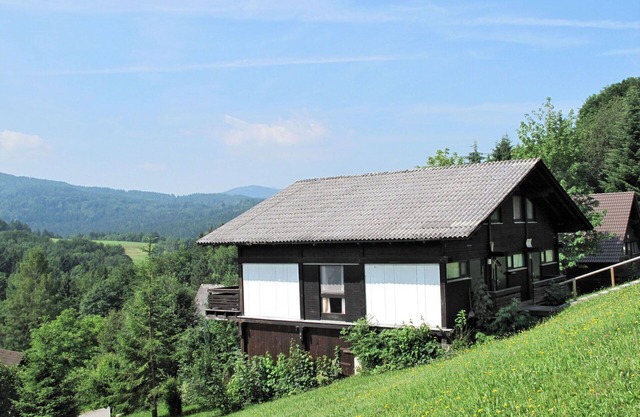 Schöne Wohnung in einem Ferienhaus mit TV, Balkon, Haustiere erlaubt und Parkplatz