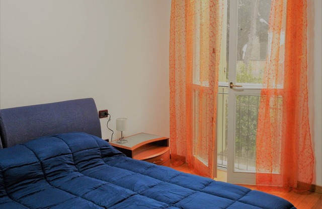 Schöne Wohnung im Zentrum, mit reserviertem Parkplatz, 4 Betten