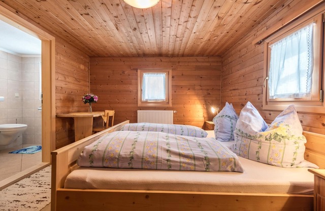 Schöne Ferienwohnung "Krösshof" mit Waldblick, WLAN, Balkon und Garten; Parkplatz vorhanden