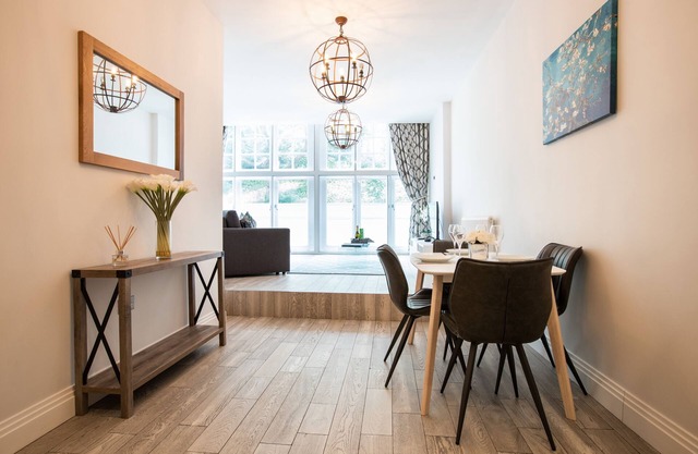 Beautiful Apartment overlooking Windsor Castle